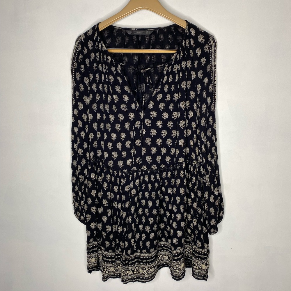 Zara • Trafaluc Black Cream floral dress tunic medium